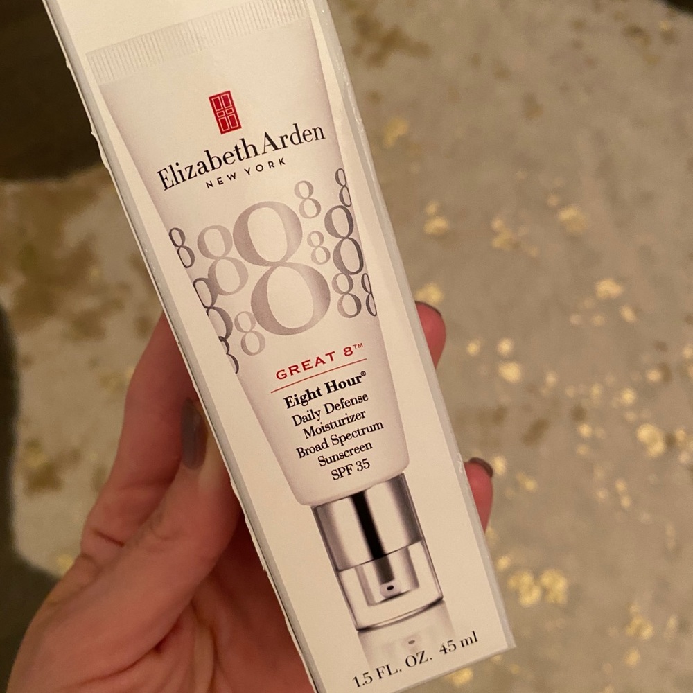 Great 8 Daily Defense Moisturizer SPF 35
